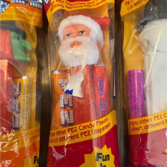 PEZ Candy Dispenser Set with Assorted Characters - Picture 5 of 9